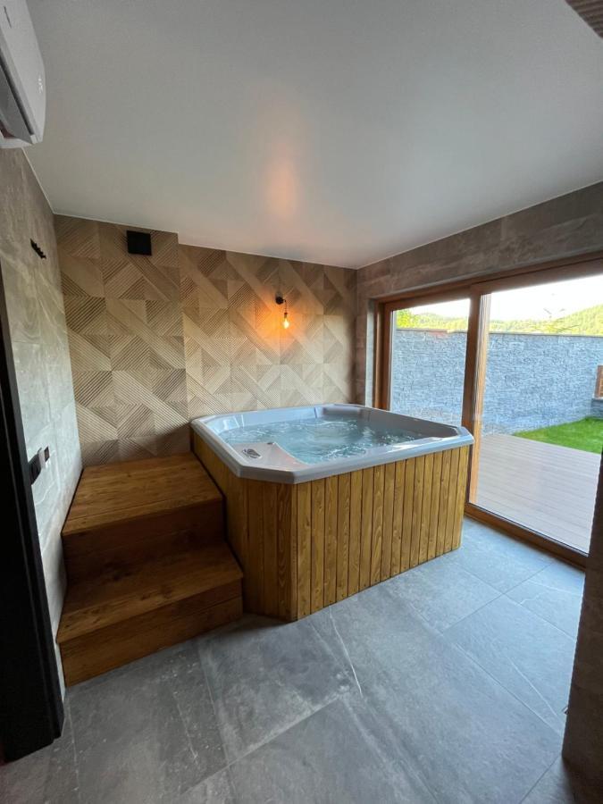 View & Spa Villa 克鲁斯兹考采 外观 照片